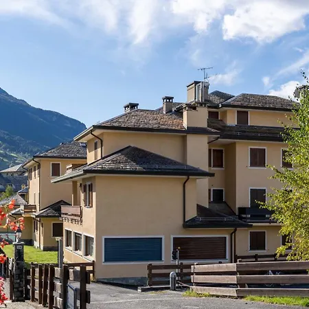 Santa Barbara 31 Apartment