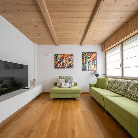 Santa Barbara 31 Apartment *